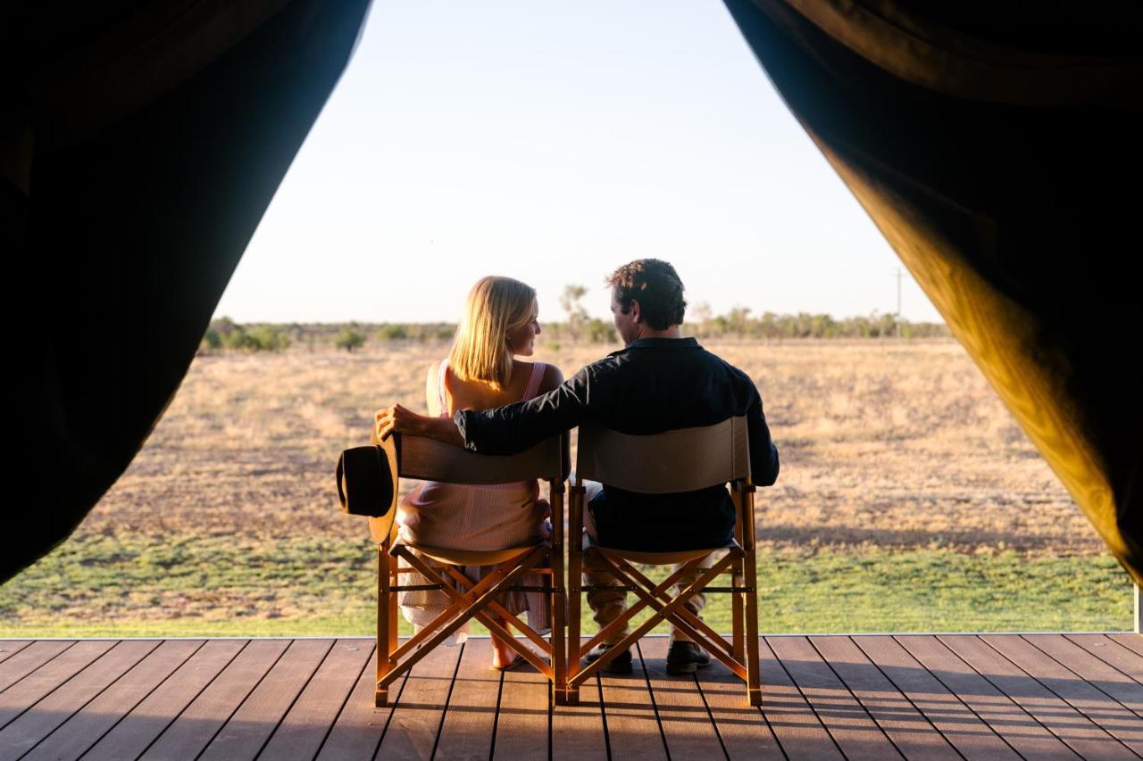 Mitchell Grass Retreat Hotel Longreach Bagian luar foto